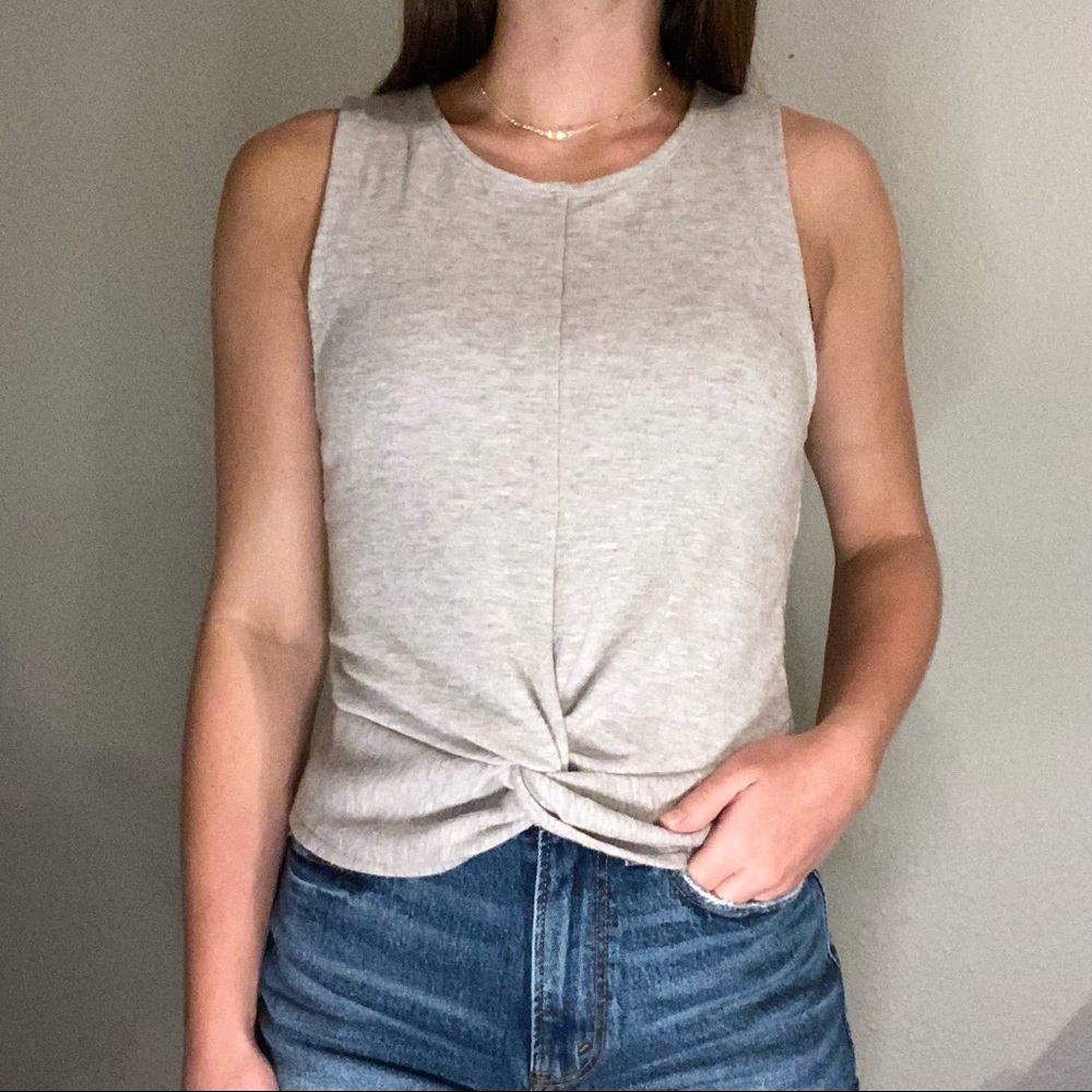 Women’s Aerie Oatmeal Knotted Cropped Tank Top